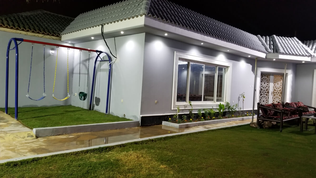 ملاحق خارجية