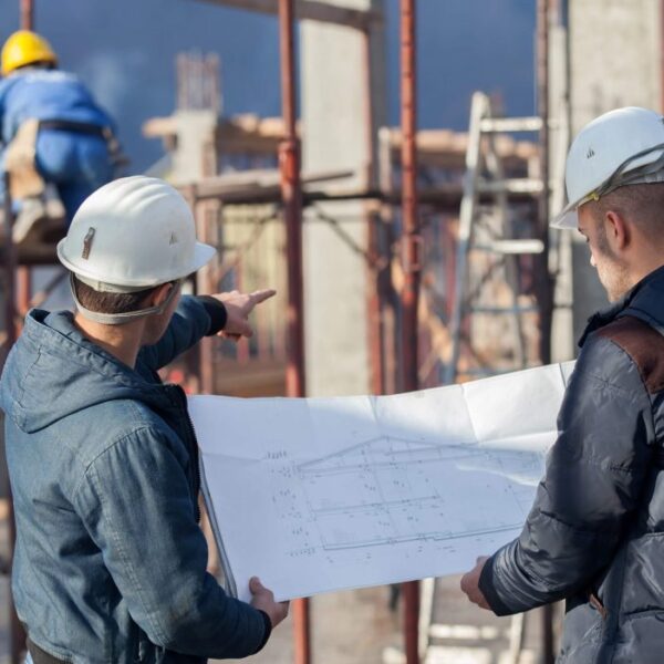 خدمات مقاولات عامة بالرياض: بناء، ترميم، وتشطيبات متكاملة